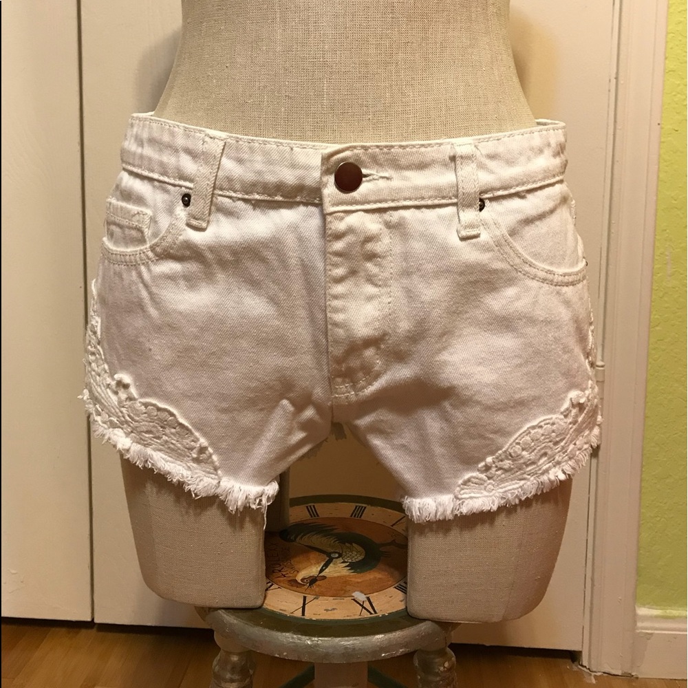 F21 White Laced Shorts